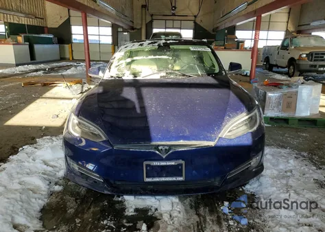 2017 Tesla Model S z USA, uszkodzony, nr VIN 5YJSA1E22HF189740